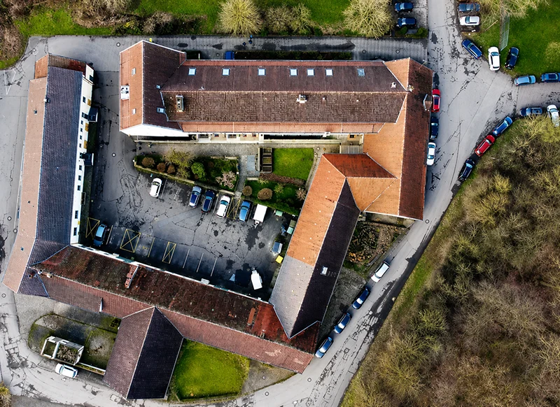 luftaufnahme bestandsgebaeude sanierung